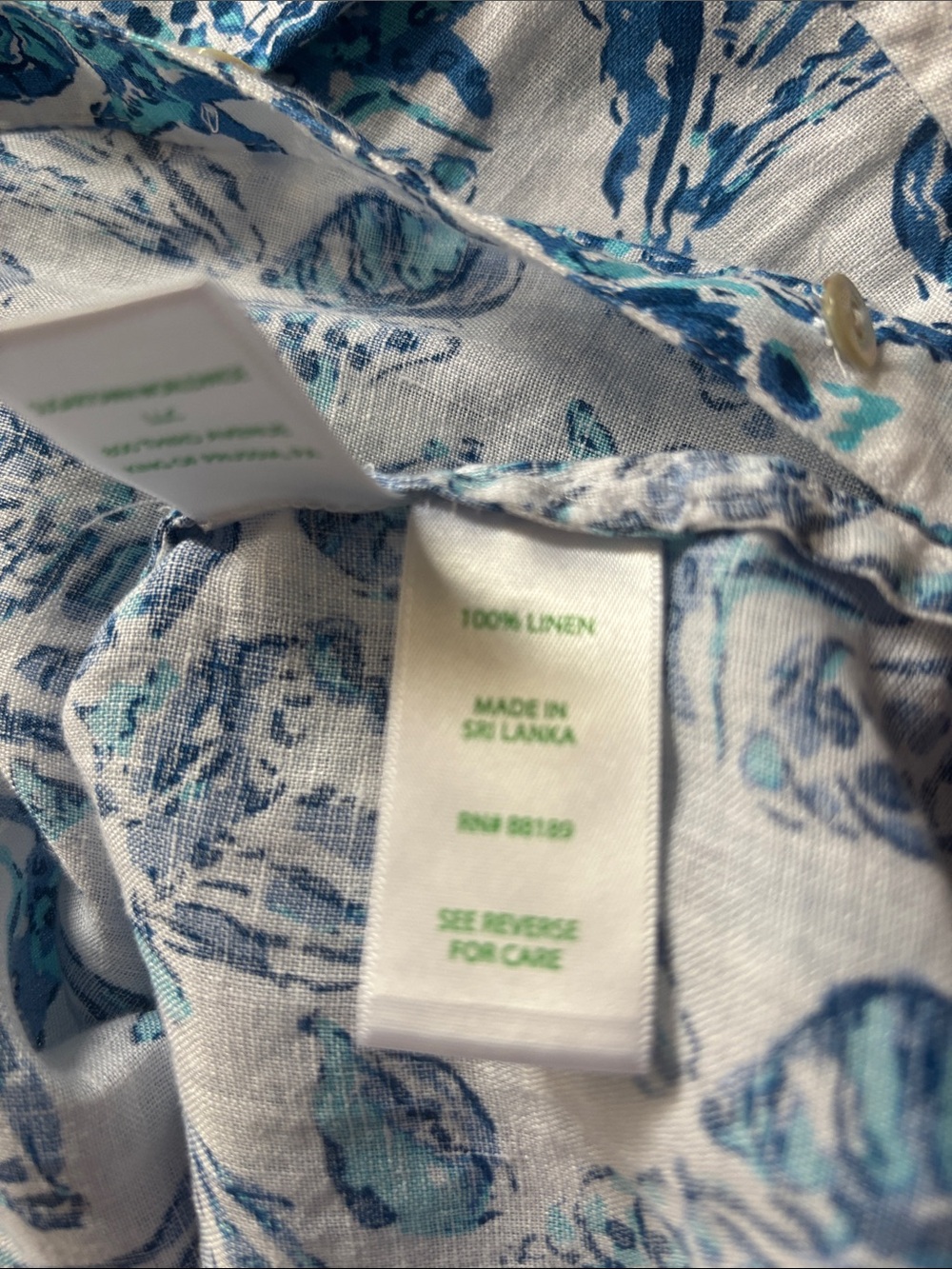 LIlly Pulitzer. Sea view button down linen top. - Picture 7 of 8